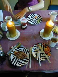 Frühstück mit Waffeln