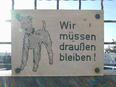 Wir müssen draußen bleiben